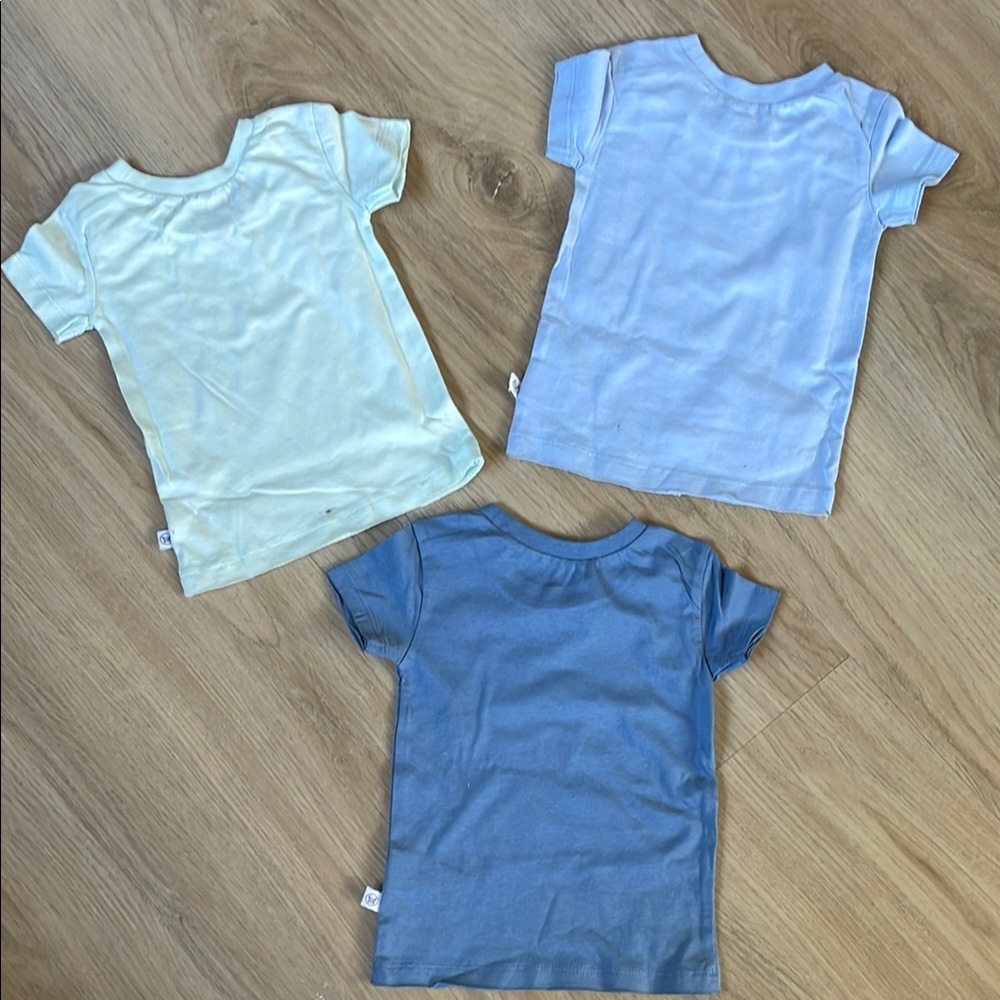 The Honest Company 100% Organic Cotton Short Sleeve Tees - 9 shirts! - Picture 9 of 11